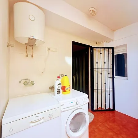 Hausesonthebeachcb Апартаменты Торевьиа